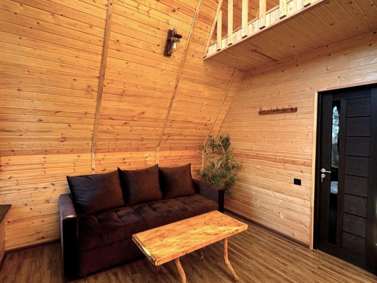 Byurakan Guesthouse & Cottage מראה חיצוני תמונה